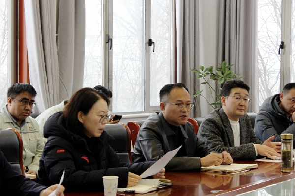 咸陽市委常委、副市長李慧超一行到華浩軒公司調(diào)研